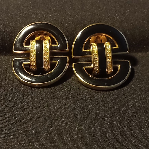 Earrings - Picture 1 of 4